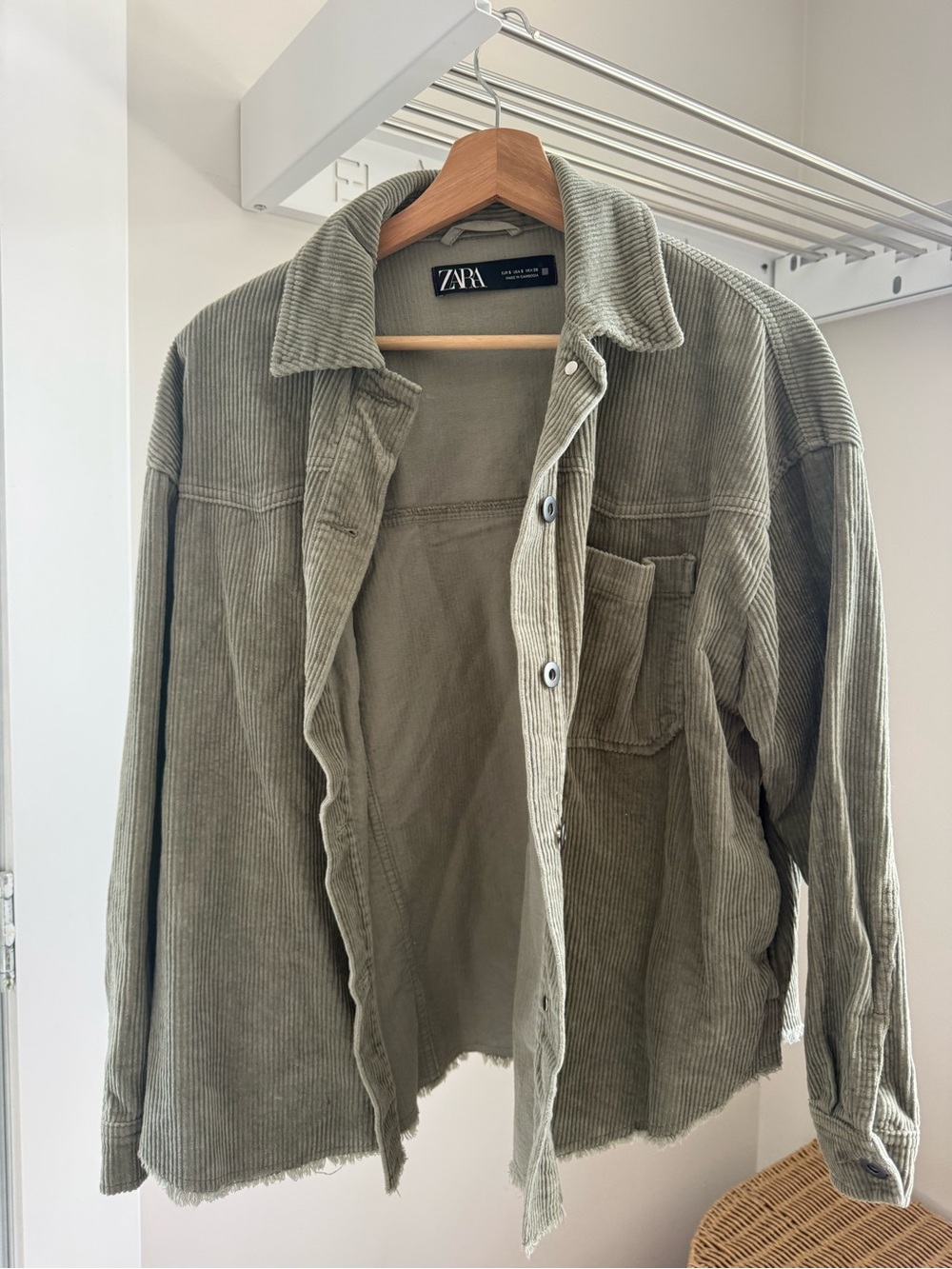 Zara Women’s Olive Corduroy Button-Up Shirt Jacket